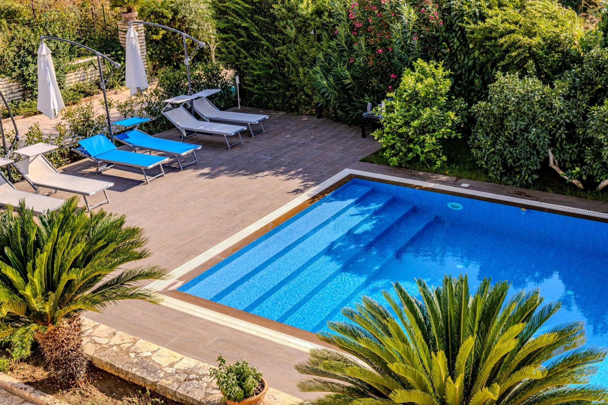 Villa La Quiete - Adults Only Cuke Exterior photo