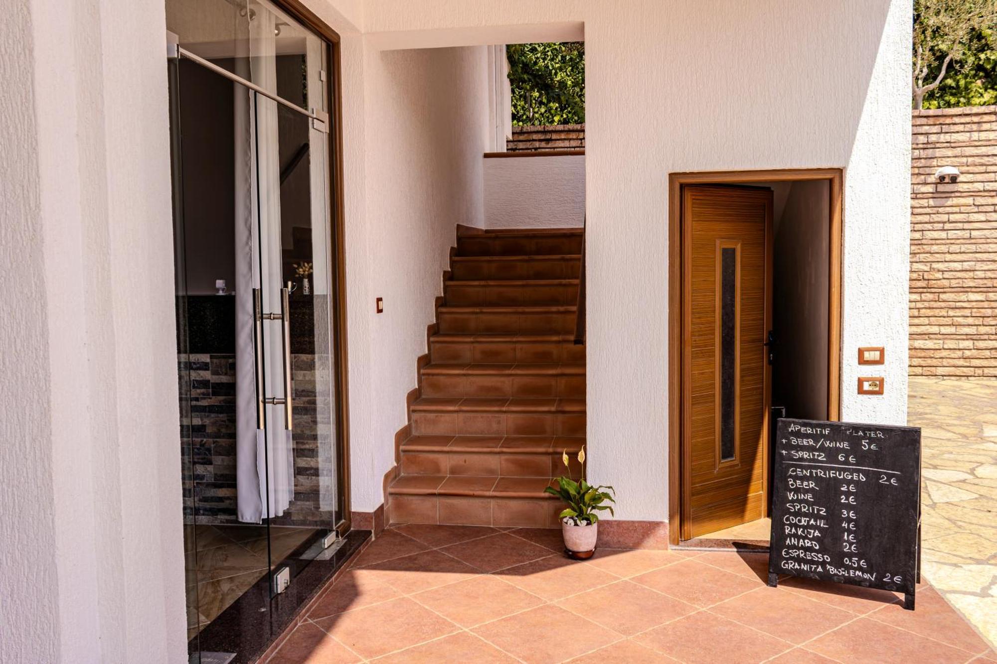 Villa La Quiete - Adults Only Cuke Exterior photo